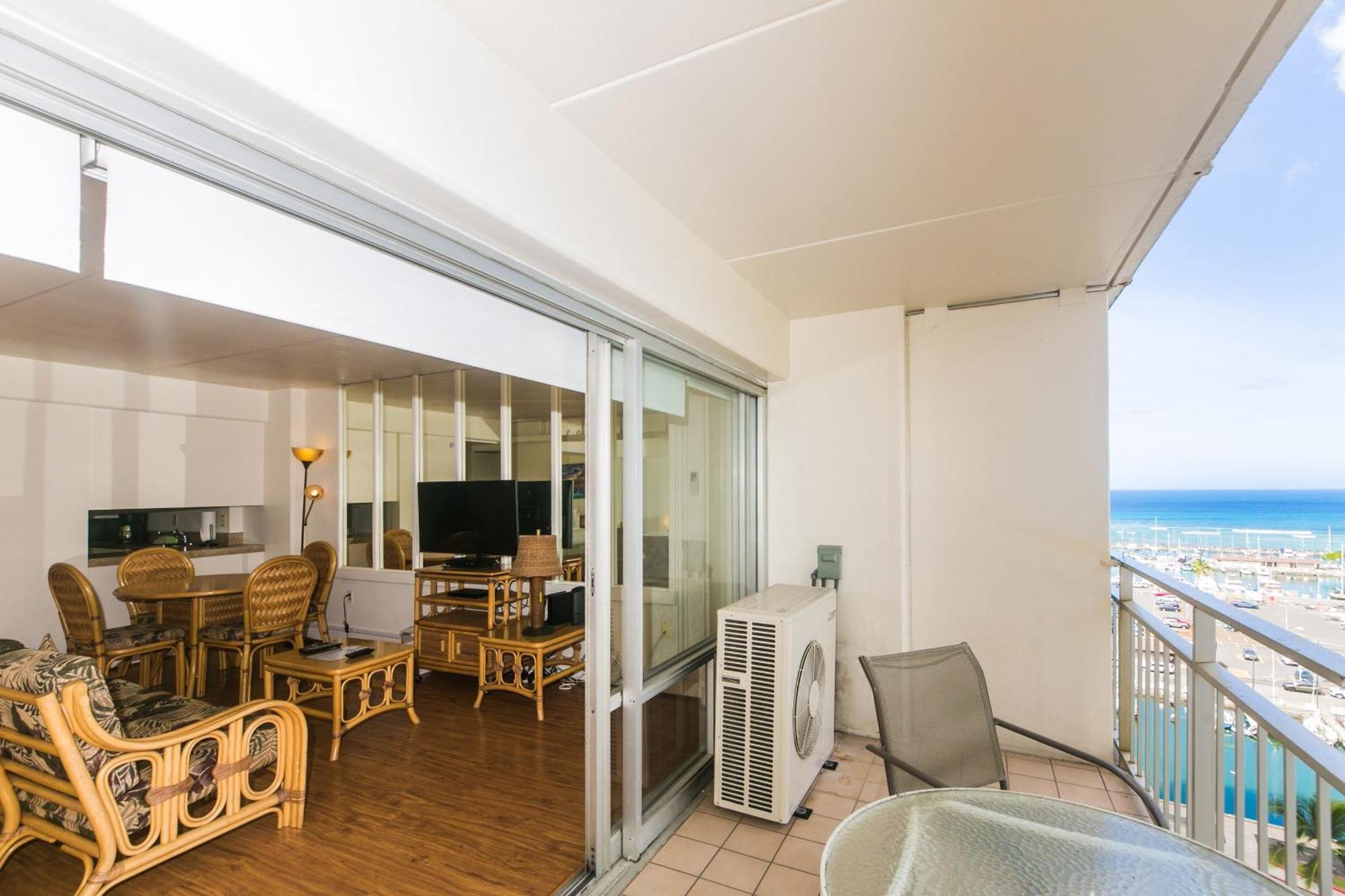 호놀룰루 Ilikai Tower 1127 Yacht Harbor View 1Br 아파트 외부 사진